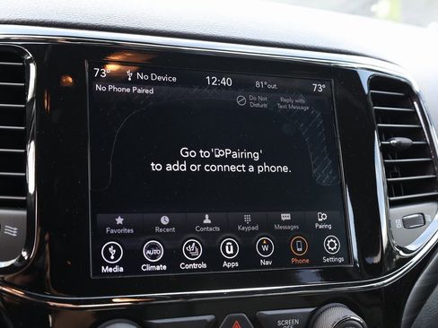 Used 2021 Jeep Grand Cherokee Laredo X image 28