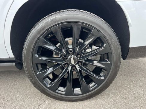 Used 2026 Cadillac Escalade Platinum Sport w/ LPO, ONYX Package AWD/4WD image 11