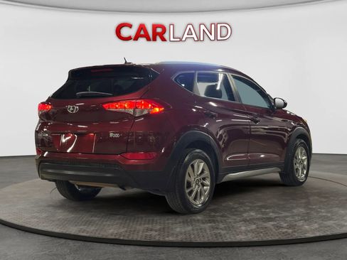 Used 2017 Hyundai Tucson SE w/ SE Popular Package 02 FWD image 5