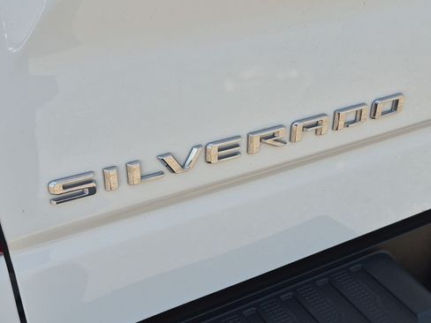 Certified 2024 Chevrolet Silverado 1500 LT Trail Boss w/ LT Trail Boss Premium Package AWD/4WD image 14