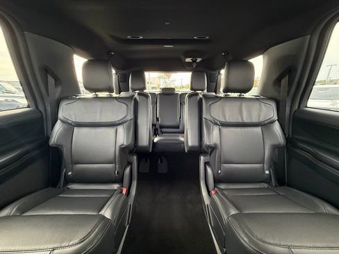 New 2025 Ford Expedition Max Platinum w/ Stealth Performance Package image 30
