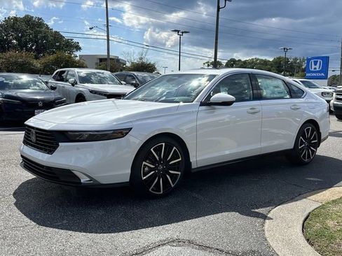 New 2025 Honda Accord Touring image 39