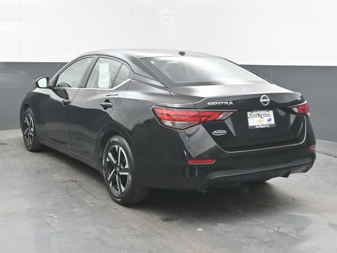 Used 2024 Nissan Sentra SV image 6