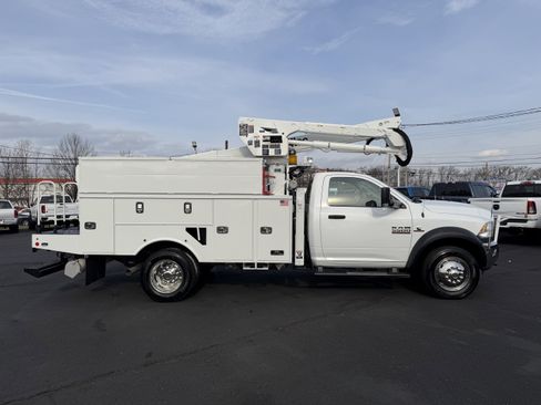 Used 2017 RAM 5500 Tradesman w/ Power & Remote Entry Group image 3