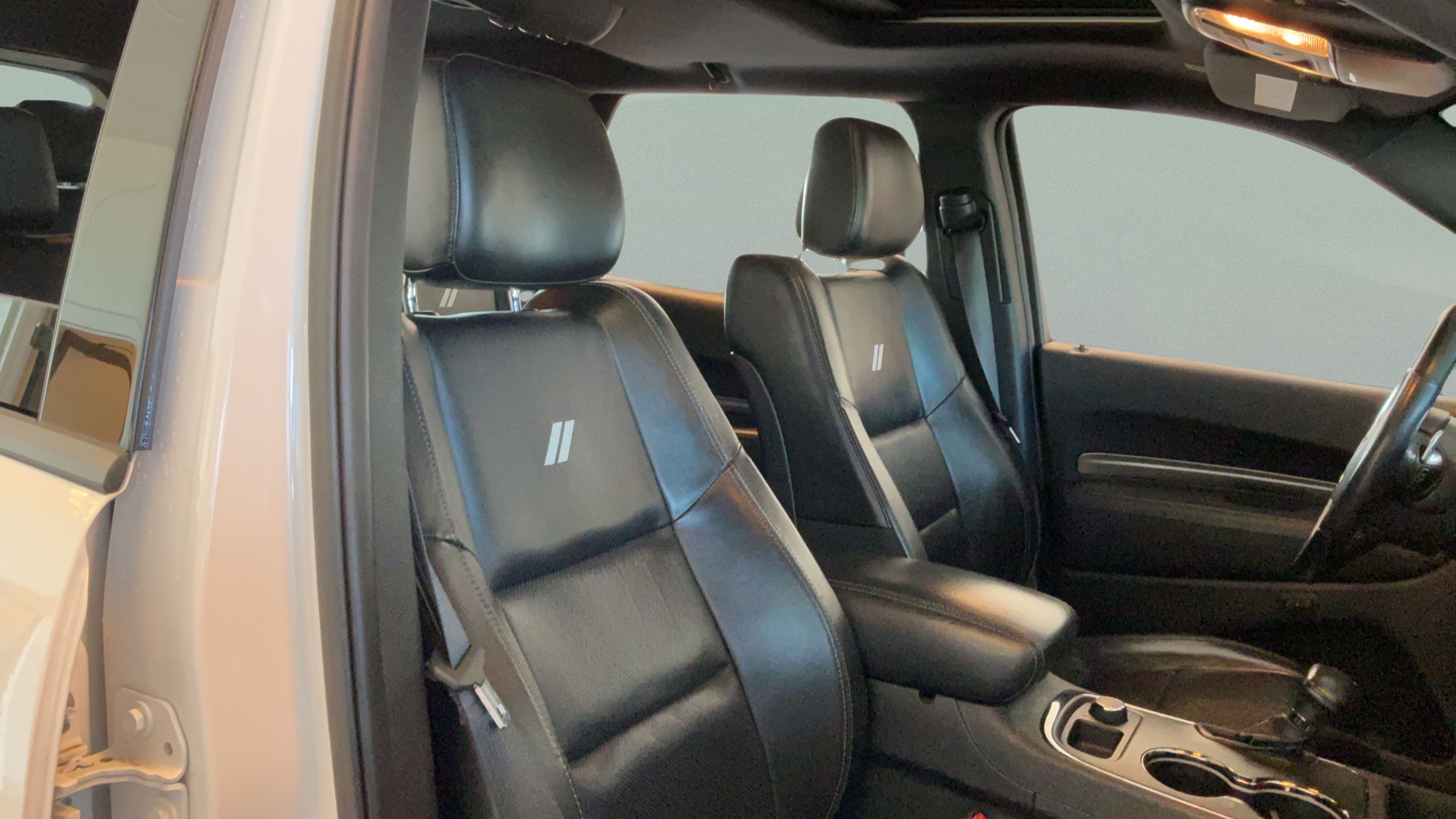 Used 2020 Dodge Durango R/T w/ Blacktop Package AWD/4WD image 44