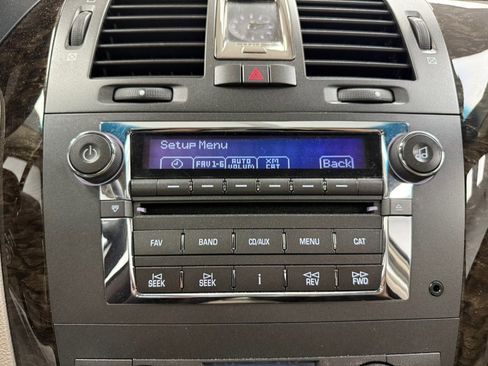 Used 2008 Cadillac DTS w/ Sun And Sound Package FWD image 75