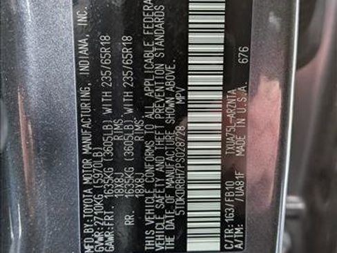 Used 2023 Toyota Highlander LE image 15