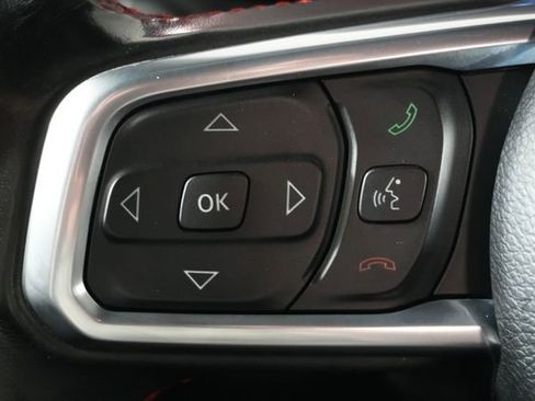 Used 2022 Jeep Wrangler Unlimited Rubicon w/ Cold Weather Group image 16