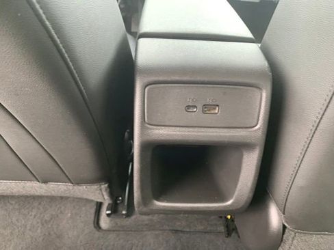 Used 2025 Chevrolet Trax LT image 25