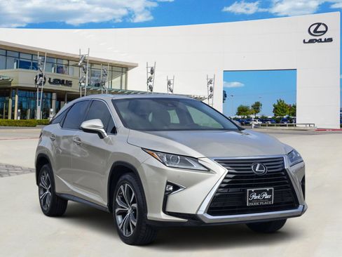 Used 2017 Lexus RX 350 FWD image 2