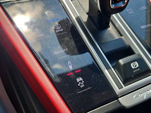 Certified 2023 Porsche Cayenne GTS AWD/4WD image 19