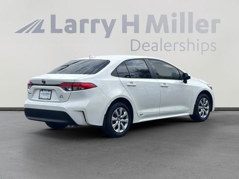 Used 2025 Toyota Corolla LE w/ Convenience Package AWD/4WD image 6