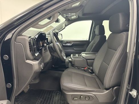 Used 2025 Chevrolet Silverado 1500 LT image 25