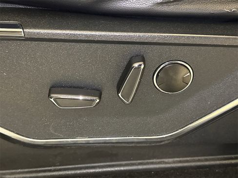 Used 2021 Ford F150 Lariat w/ Equipment Group 502A High image 25