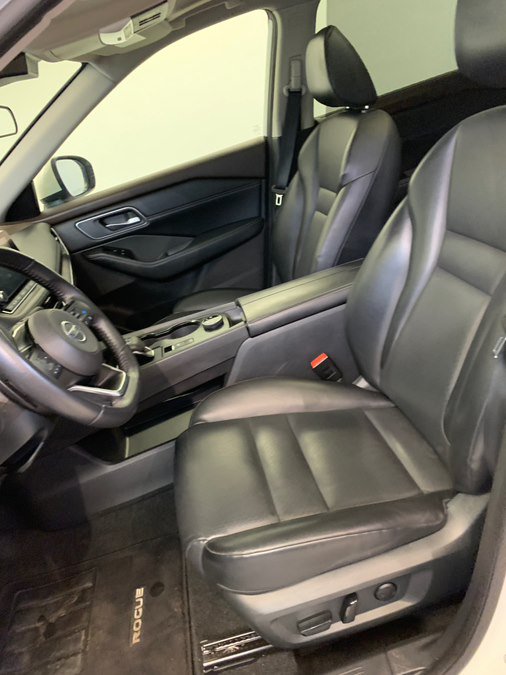 Used 2021 Nissan Rogue SV w/ Premium Package AWD/4WD image 19
