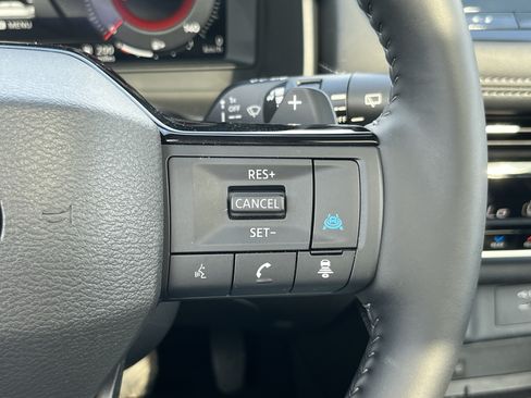 Used 2026 Nissan Rogue Platinum w/ Platinum Premium Package AWD/4WD image 23