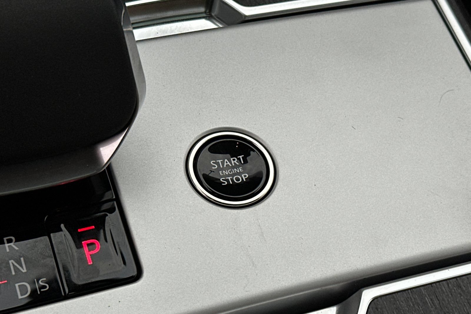 New 2026 Land Rover Range Rover SE AWD/4WD image 23