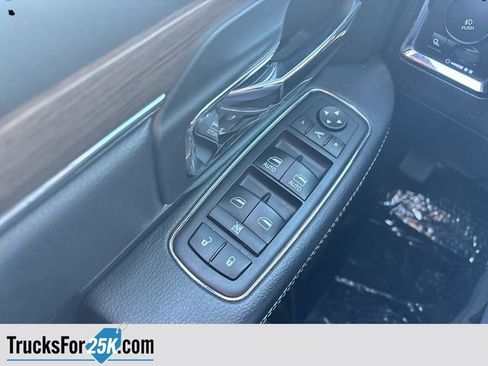 Certified 2017 RAM 1500 Laramie w/ Convenience Group image 28