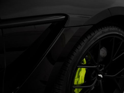 Used 2024 Aston Martin DBX 707 image 9