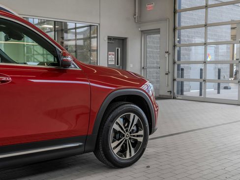 New 2026 Mercedes-Benz GLB 250 4MATIC image 30