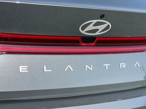 New 2026 Hyundai Elantra Blue image 9