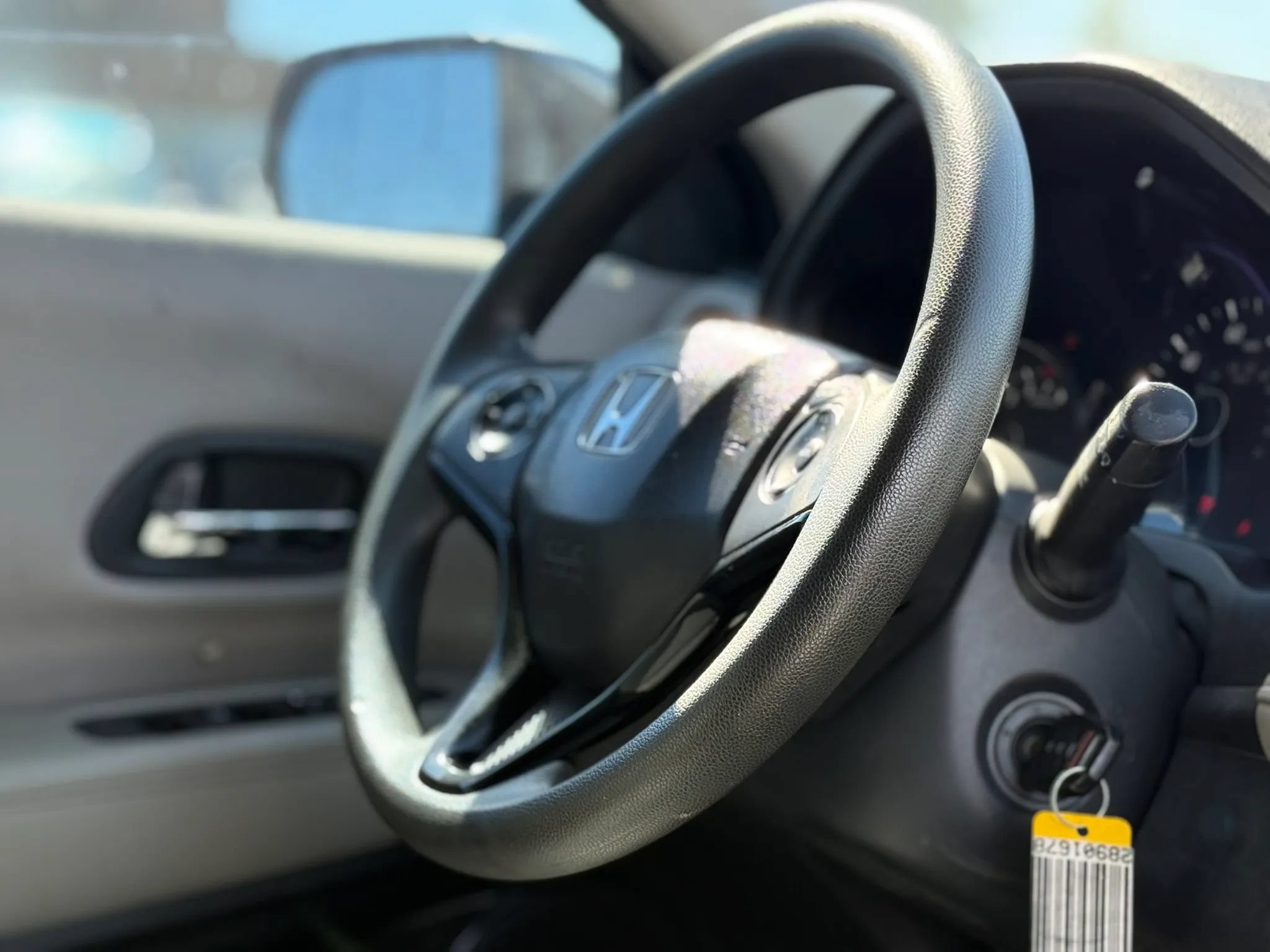 Used 2016 Honda HR-V LX image 35