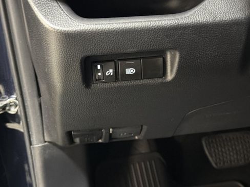 Used 2024 Toyota RAV4 XLE AWD/4WD image 35