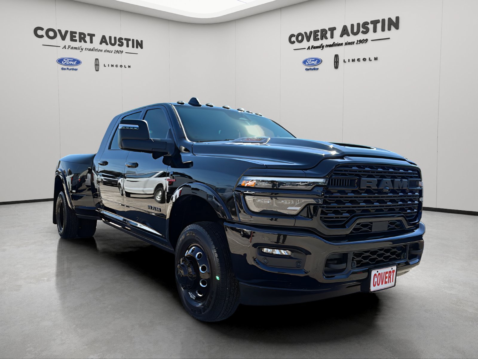Used 2026 RAM 3500 Limited AWD/4WD image 7