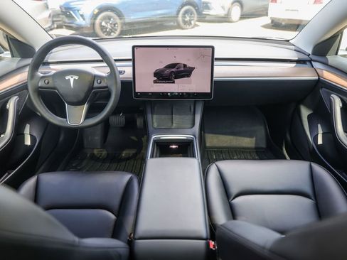 Used 2023 Tesla Model 3 Standard Range image 21