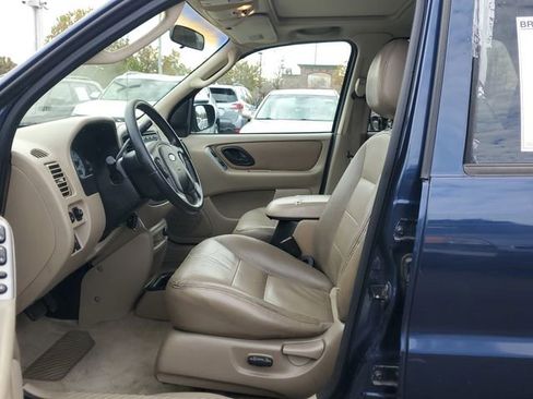 Used 2003 Ford Escape XLT image 16