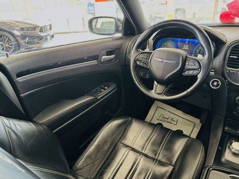 Used 2022 Chrysler 300 S RWD image 38