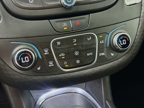 Used 2023 Chevrolet Malibu LT w/ Driver Confidence Package FWD image 23