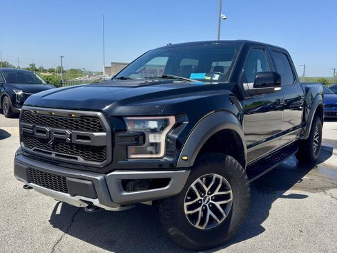 Used 2018 Ford F150 Raptor w/ Equipment Group 802A Luxury AWD/4WD image 1
