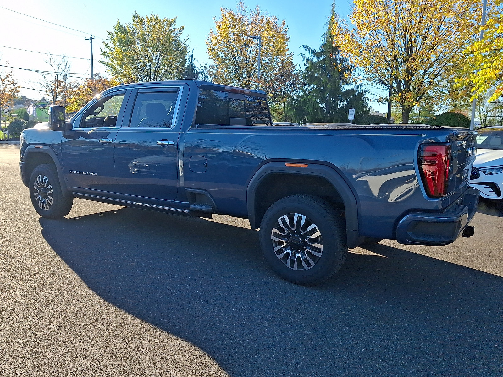 Used 2026 GMC Sierra 3500 Denali Ultimate AWD/4WD image 4