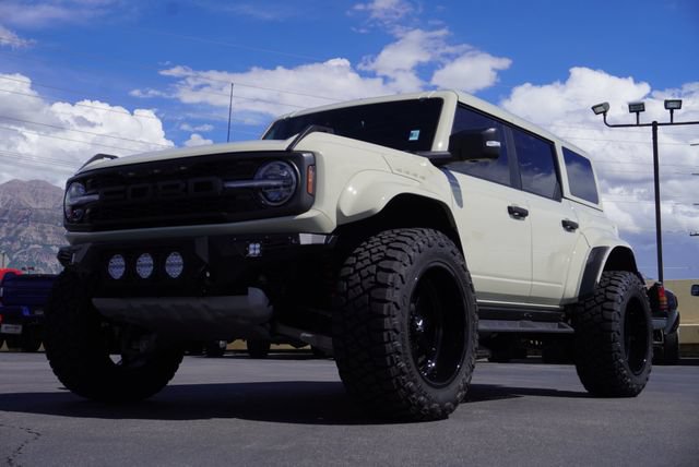 Used 2025 Ford Bronco Raptor AWD/4WD image 8