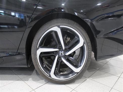 Certified 2022 Honda Accord Sport image 12