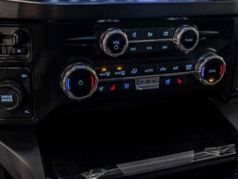 Used 2023 Ford F350 Lariat w/ Sport Appearance Package image 28