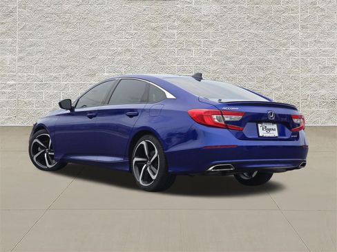 Used 2022 Honda Accord Sport image 5