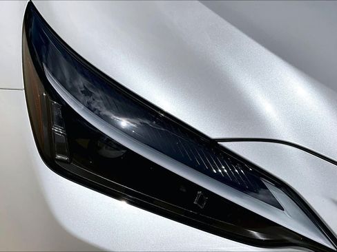 Used 2024 Lexus NX 250 FWD w/ Towing Package (2000 Lbs) image 28