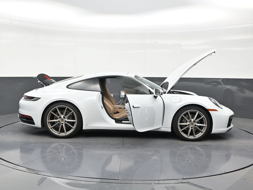 Used 2022 Porsche 911 Carrera RWD image 29