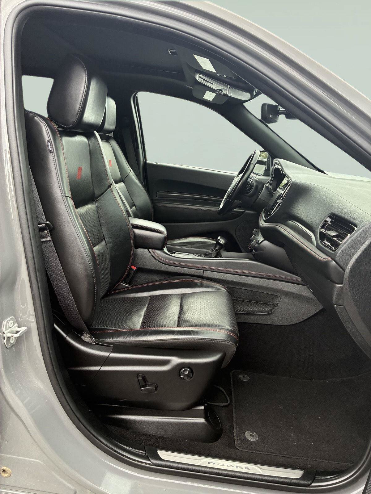 Used 2025 Dodge Durango R/T AWD/4WD image 16