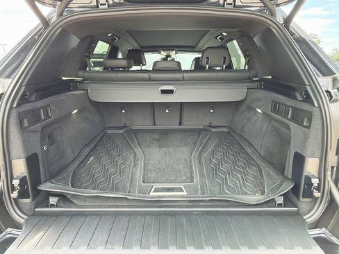 Used 2021 BMW X5 sDrive40i w/ Premium Package RWD image 12