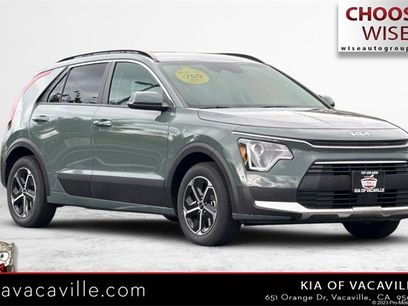 New 2025 Kia Niro EX