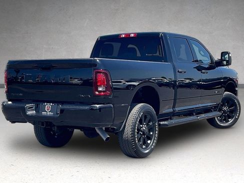 Used 2025 RAM 2500 Big Horn AWD/4WD image 36