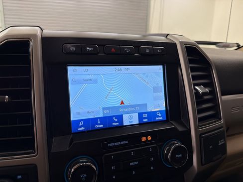 Used 2021 Ford F250 Lariat w/ Lariat Ultimate Package AWD/4WD image 24
