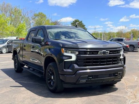 Used 2022 Chevrolet Silverado 1500 RST AWD/4WD image 3