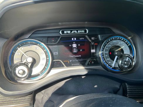 Used 2019 RAM 1500 Limited AWD/4WD image 11
