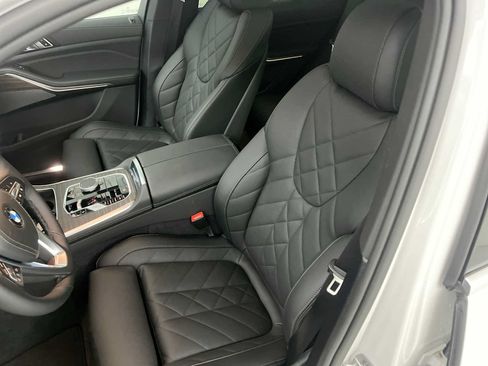 Used 2026 BMW X5 xDrive40i w/ Premium Package AWD/4WD image 19