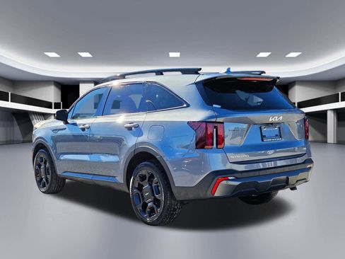 Certified 2024 Kia Sorento X-Line EX image 3