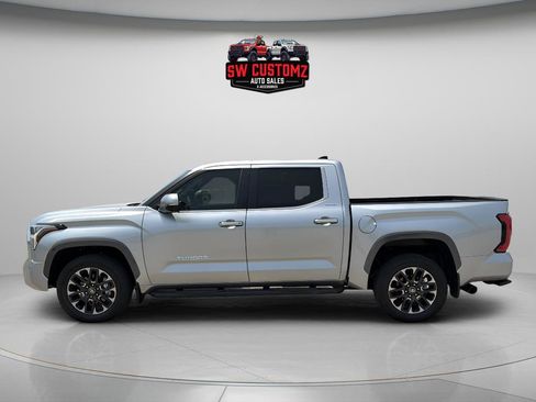 Used 2025 Toyota Tundra Limited AWD/4WD image 2
